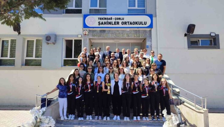 Çorlu’nun kızları Türkiye şampiyonu