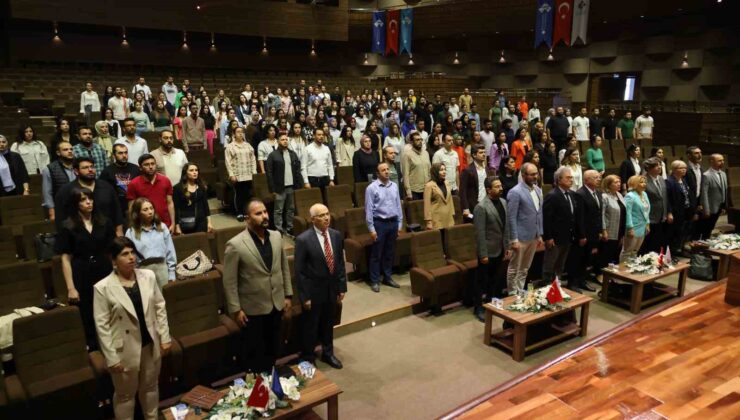 HKÜ’de ’Adölesan İdiopatik Skolyoz’ kongresi