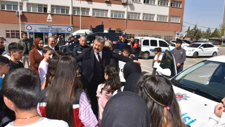 Polislik mesleği ve çalışmaları öğrencilere anlatıldı